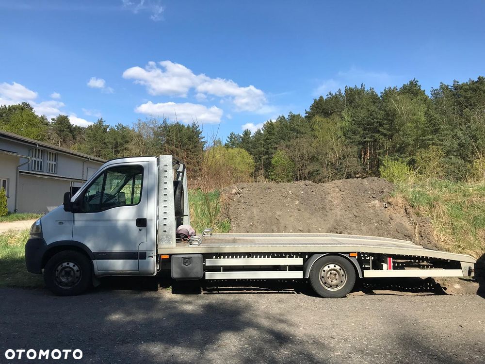 Nissan Interstar - 4