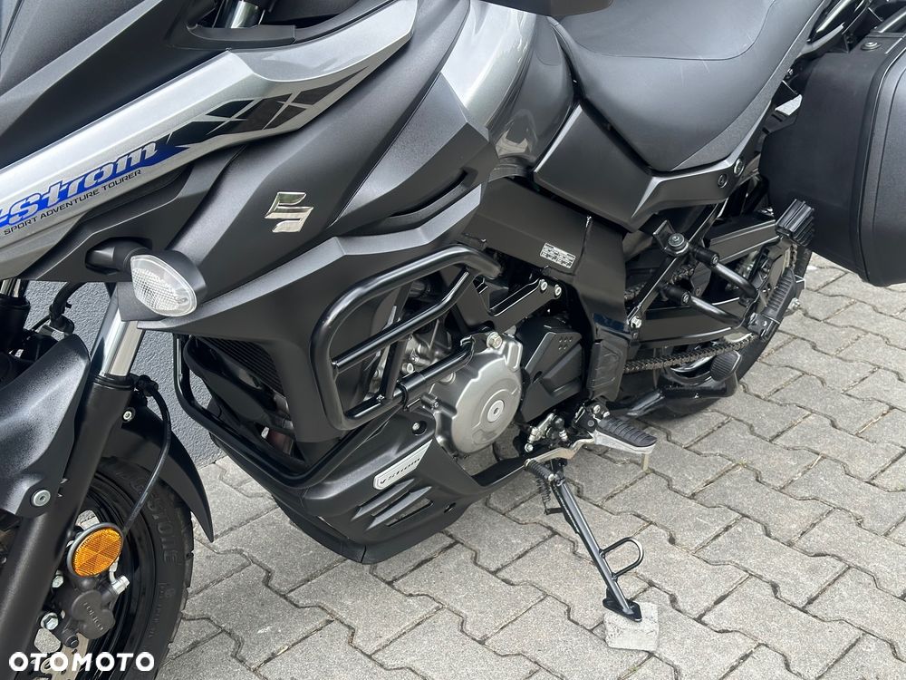 Suzuki DL - 17
