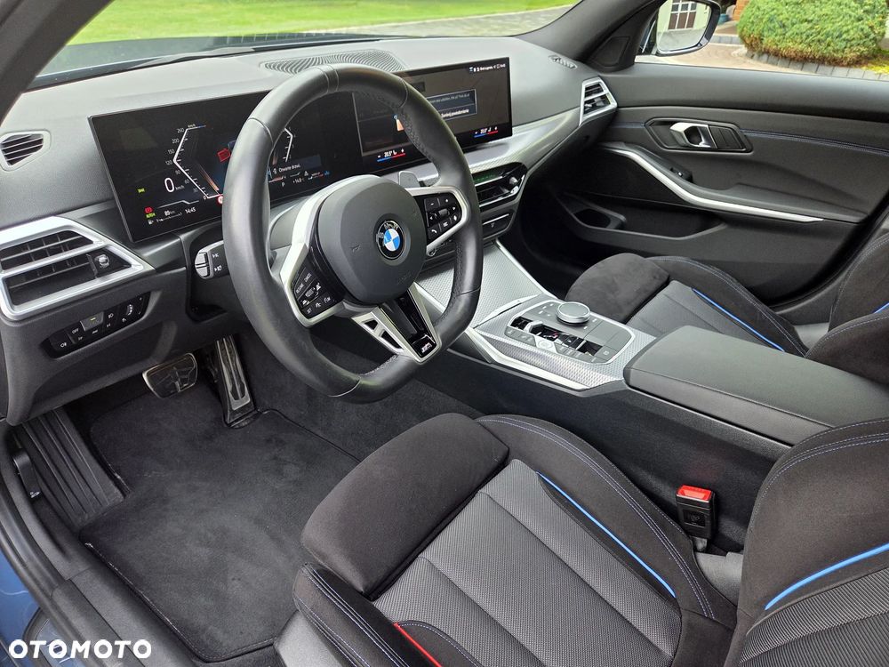 BMW Seria 3 330i xDrive M Sport - 22