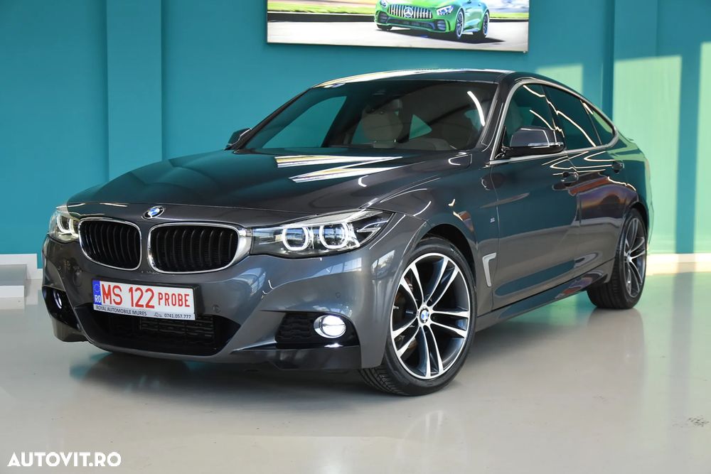 BMW 3 Series 2017 photo 2
