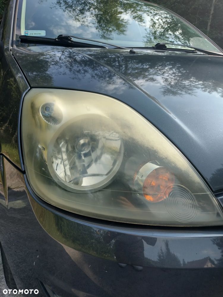 Ford Fiesta 1.3 - 15