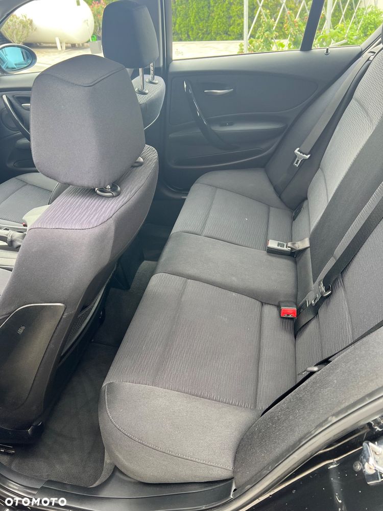 BMW Seria 1 116d - 9