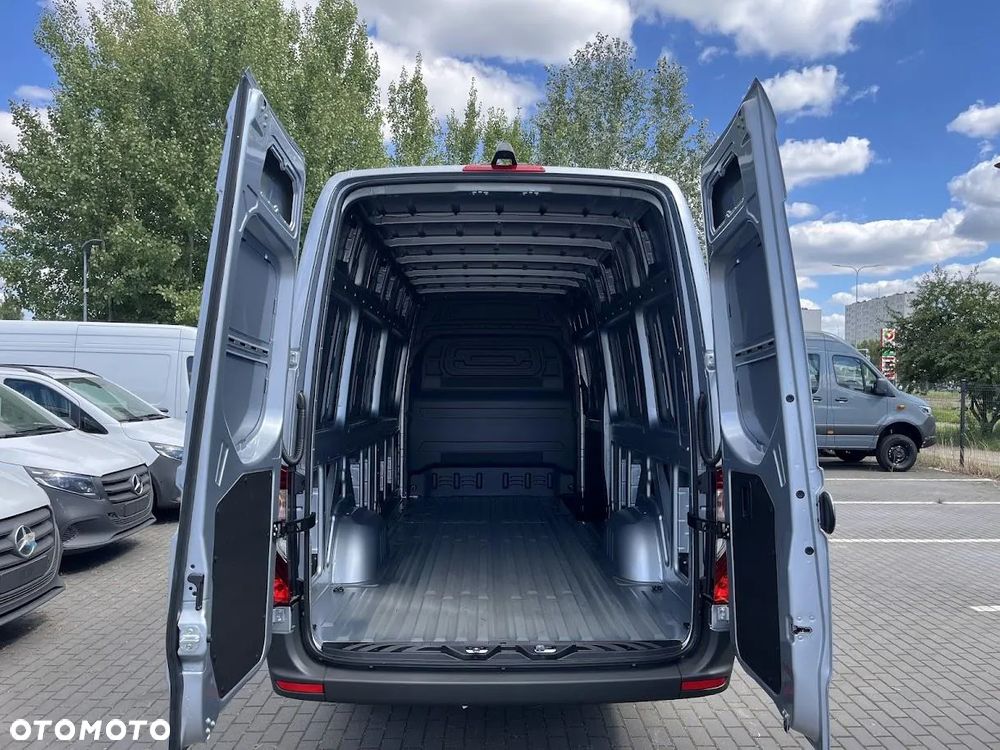 Mercedes-Benz Sprinter - 7