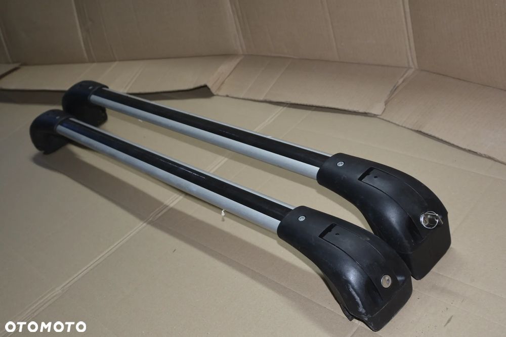 Peugaot 207  Poprzeczki Dachowe Peugeot Alu klucz - 2