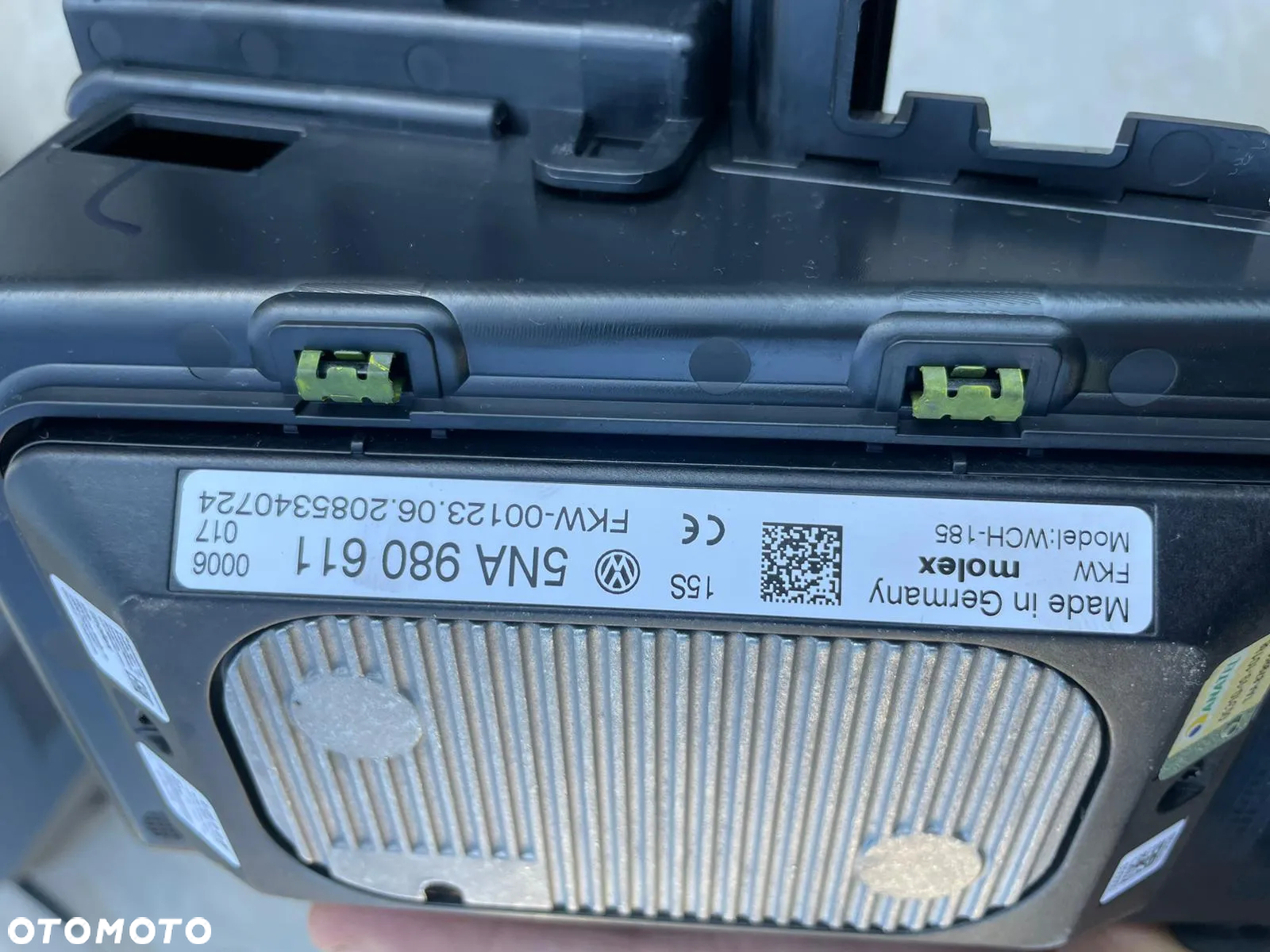 VW SKODA AUDI ŁADOWARKA INDUKCYJNA 5NA980611 SKODA KODIAQ - 2