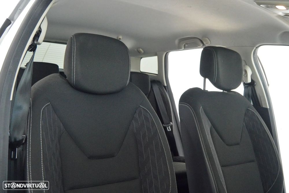 Renault Clio Sport Tourer 0.9 TCE Limited - 10