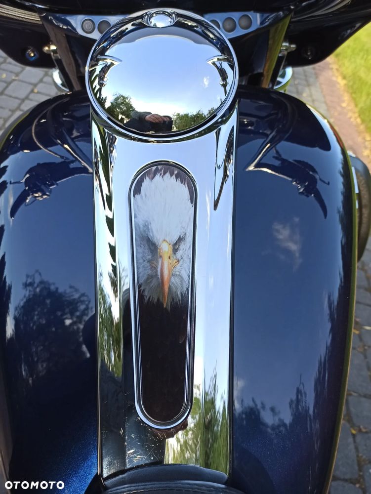 Harley-Davidson Touring Electra Glide - 18