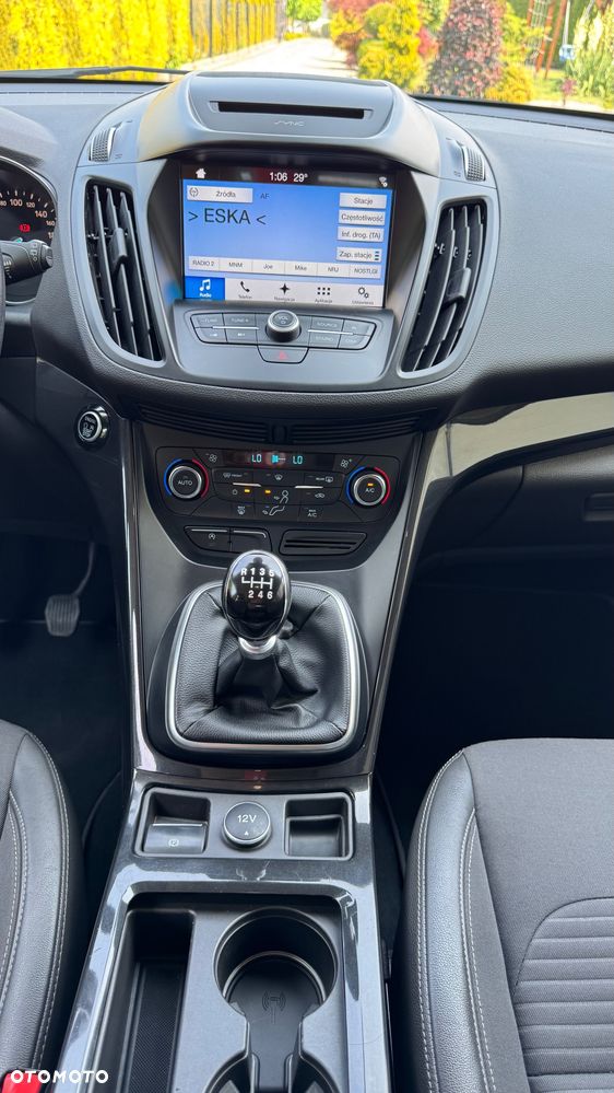 Ford Kuga 1.6 EcoBoost 2x4 Trend - 28