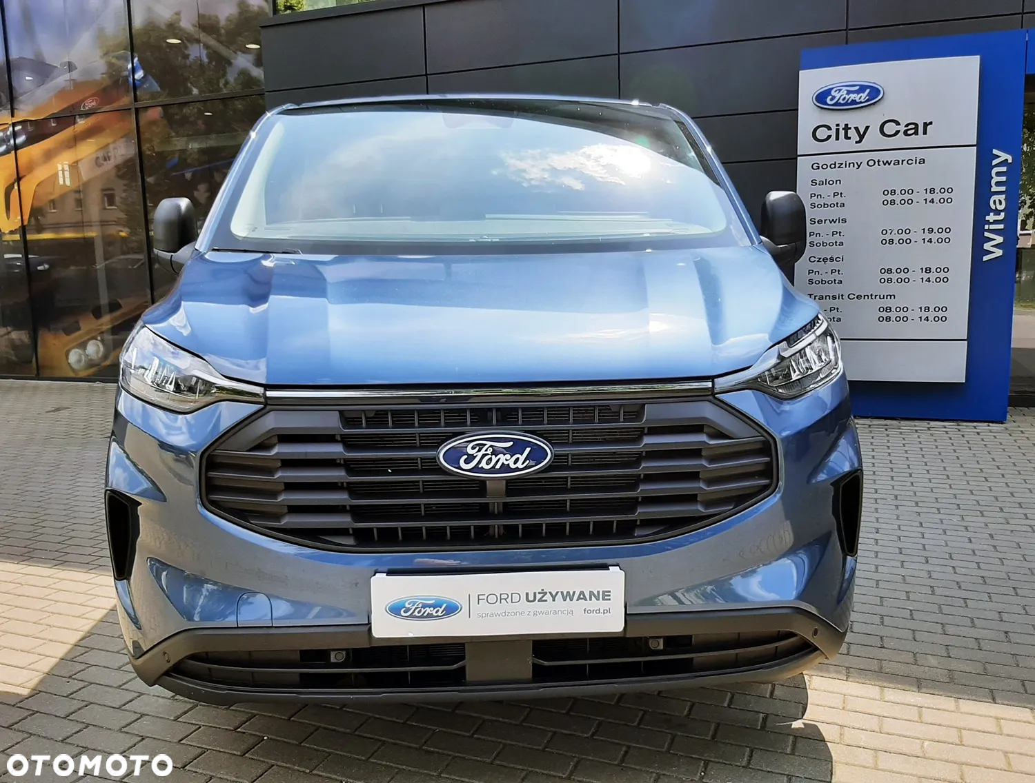 Ford Custom - 6