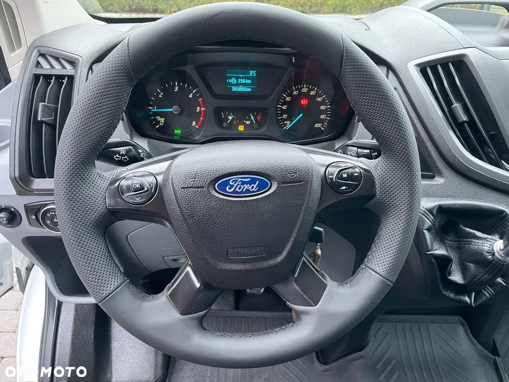 Ford Transit - 16
