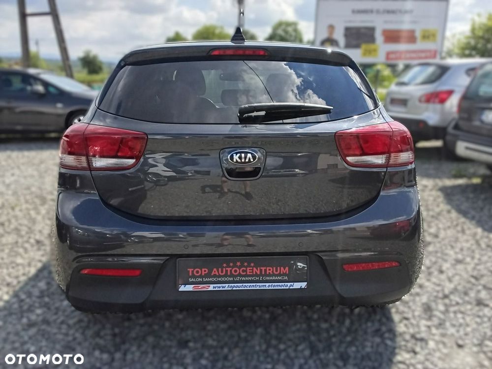 Kia Rio - 5