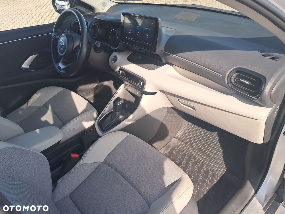 Toyota Yaris Hybrid 1.5 Executive - 10