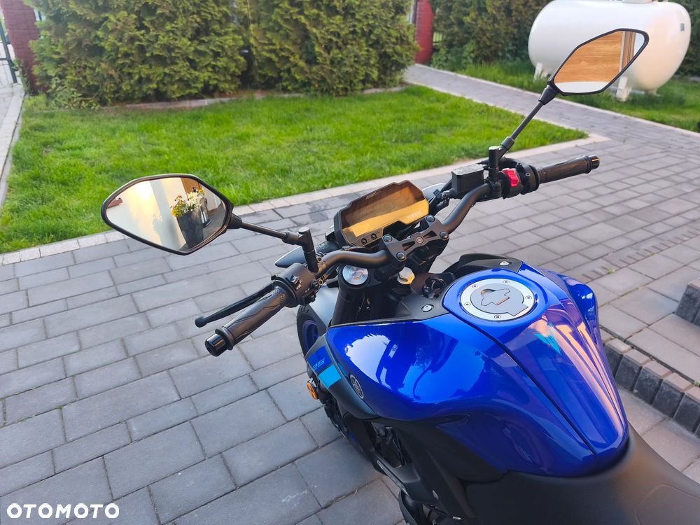 Yamaha MT - 21