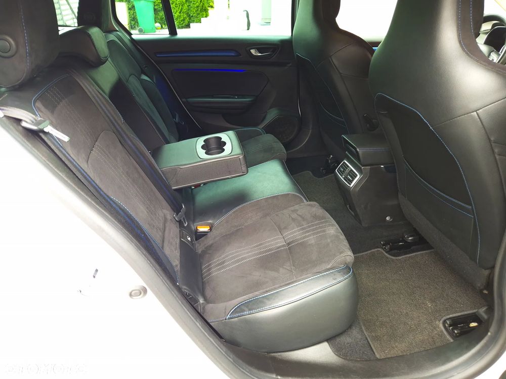 Renault Megane 1.6 TCe GT EDC - 29