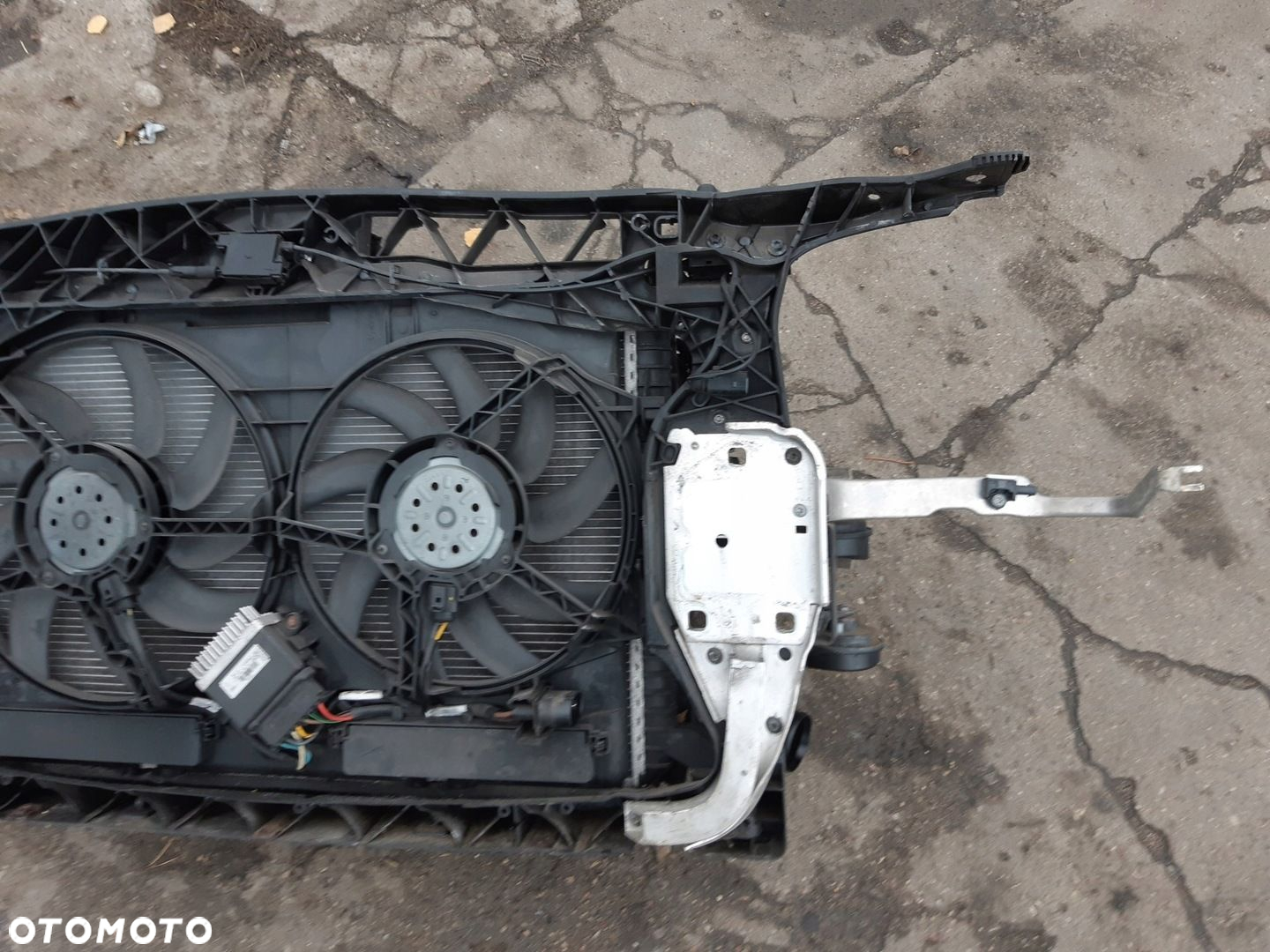 AUDI A6 C7 2.0 TDI TFSI PAS PRZEDNI WENTYLATORY CHŁODNICE BELKA WZMOCNIENIE - 10