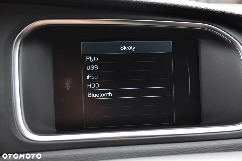 Volvo V40 D2 Momentum - 22