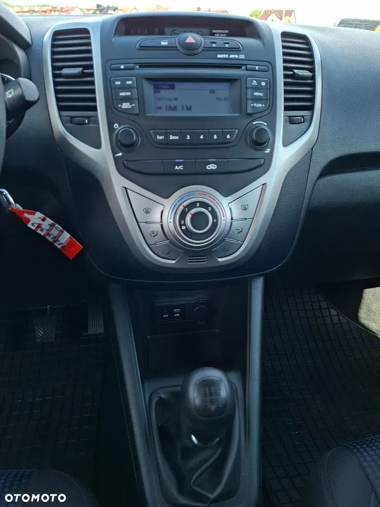 Hyundai ix20 - 22