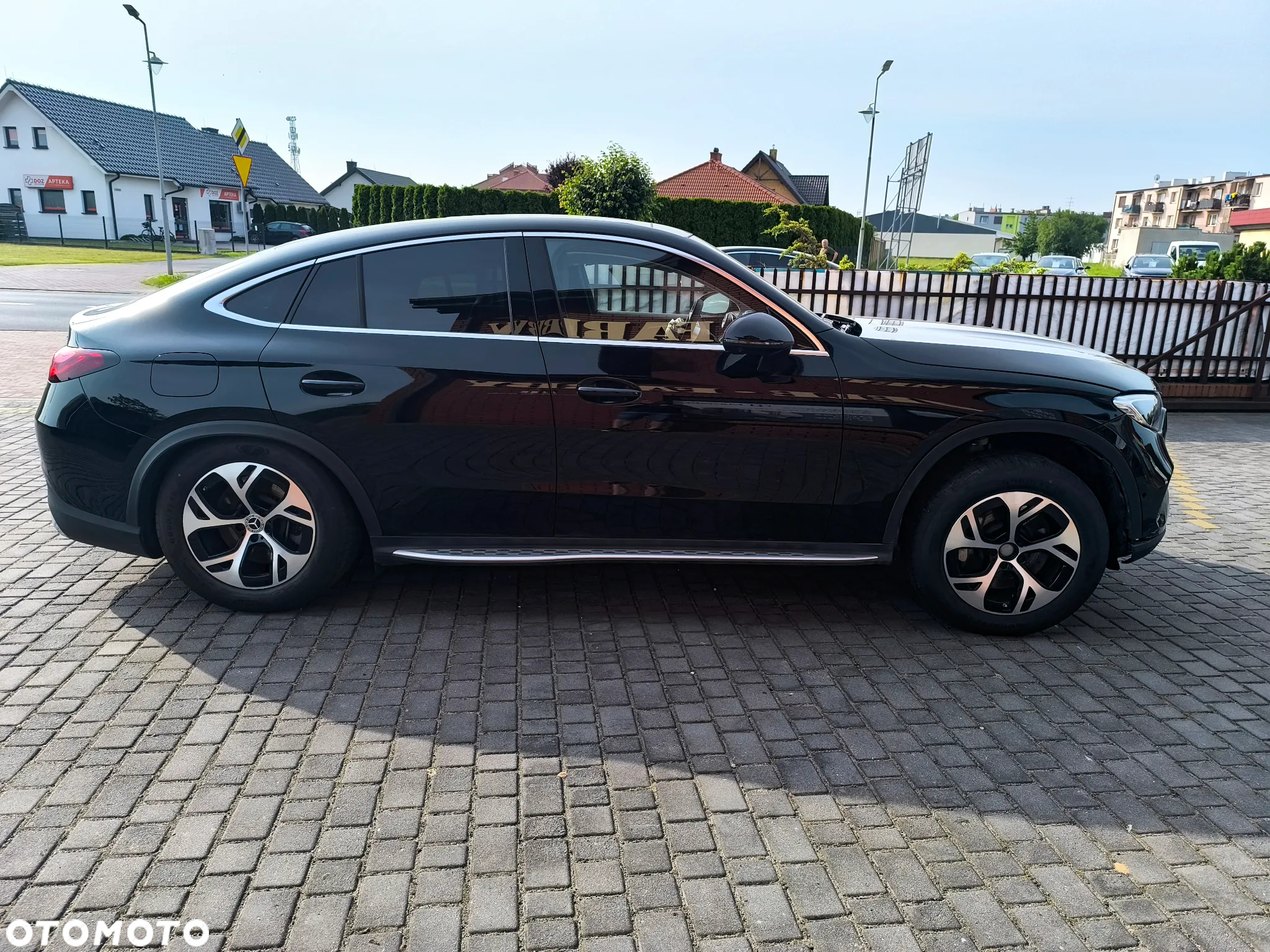 Mercedes-Benz GLC 300 e 4-Matic Avantgarde - 3