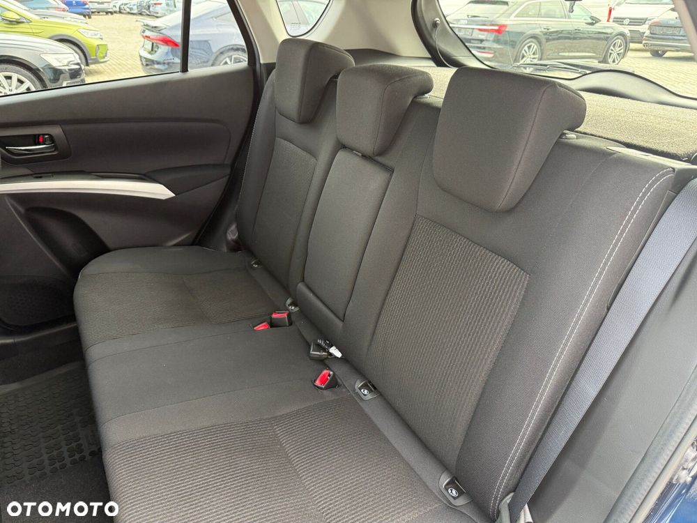 Suzuki SX4 - 11