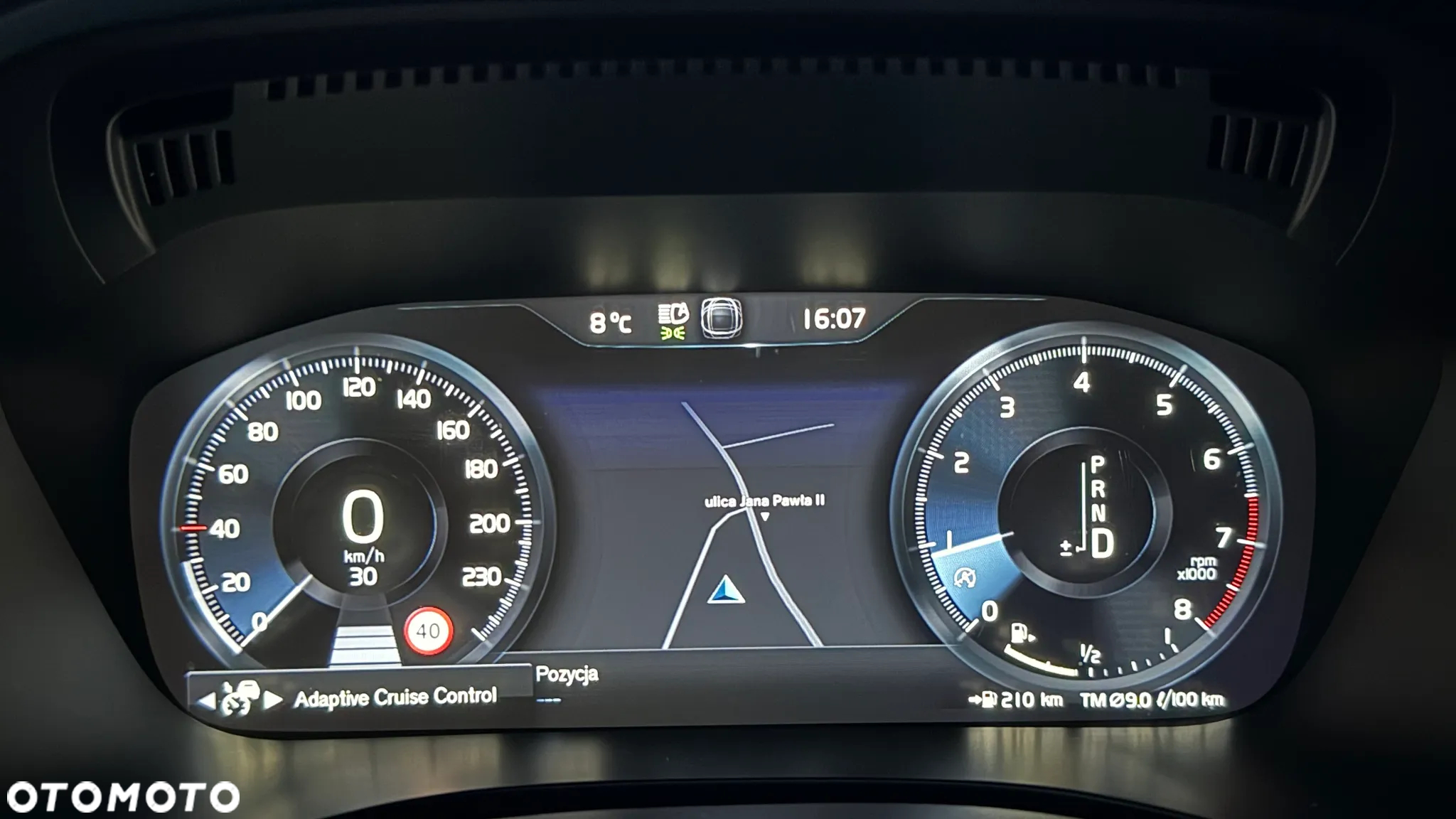 Volvo XC 60 T4 R-Design - 6