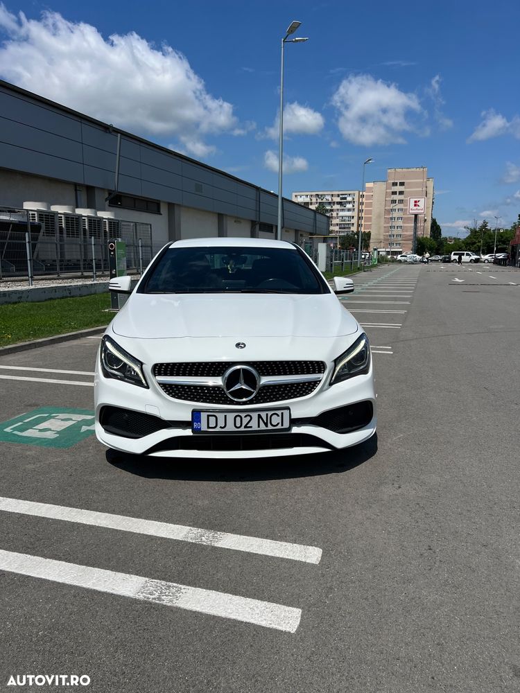 Mercedes-Benz CLA 220 - 24