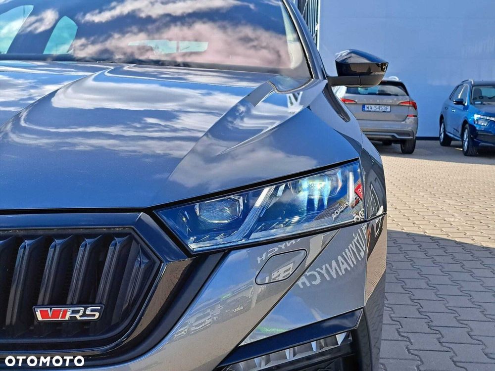 Skoda Octavia 2.0 TSI RS DSG - 11