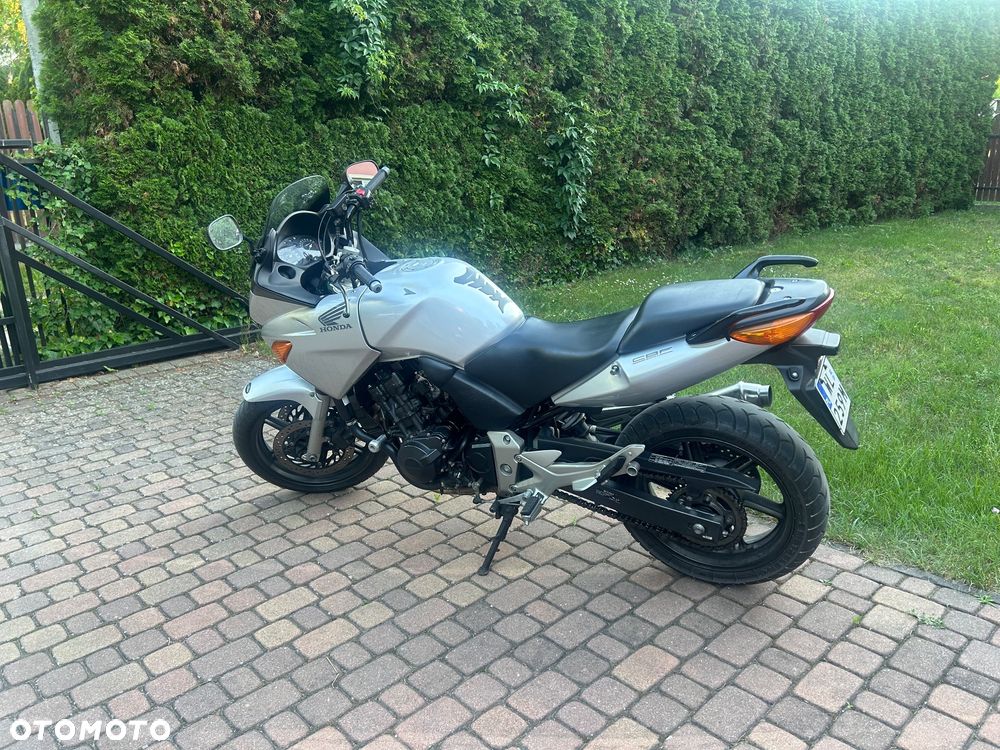 Honda CBF - 2