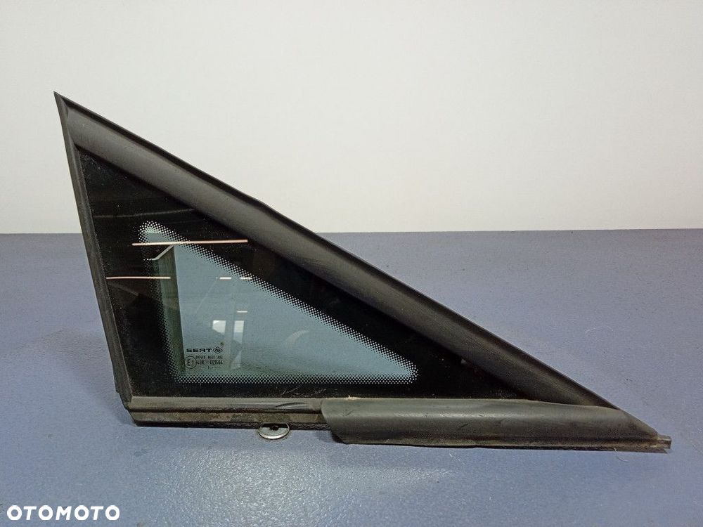 SEAT IBIZA IV 6J HB 5D SZYBA KAROSERYJNA PRAWY PRZÓD PRZEDNIA - 1