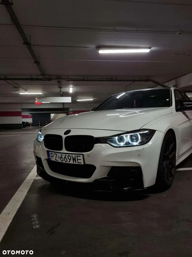 BMW Seria 3 335i xDrive - 7