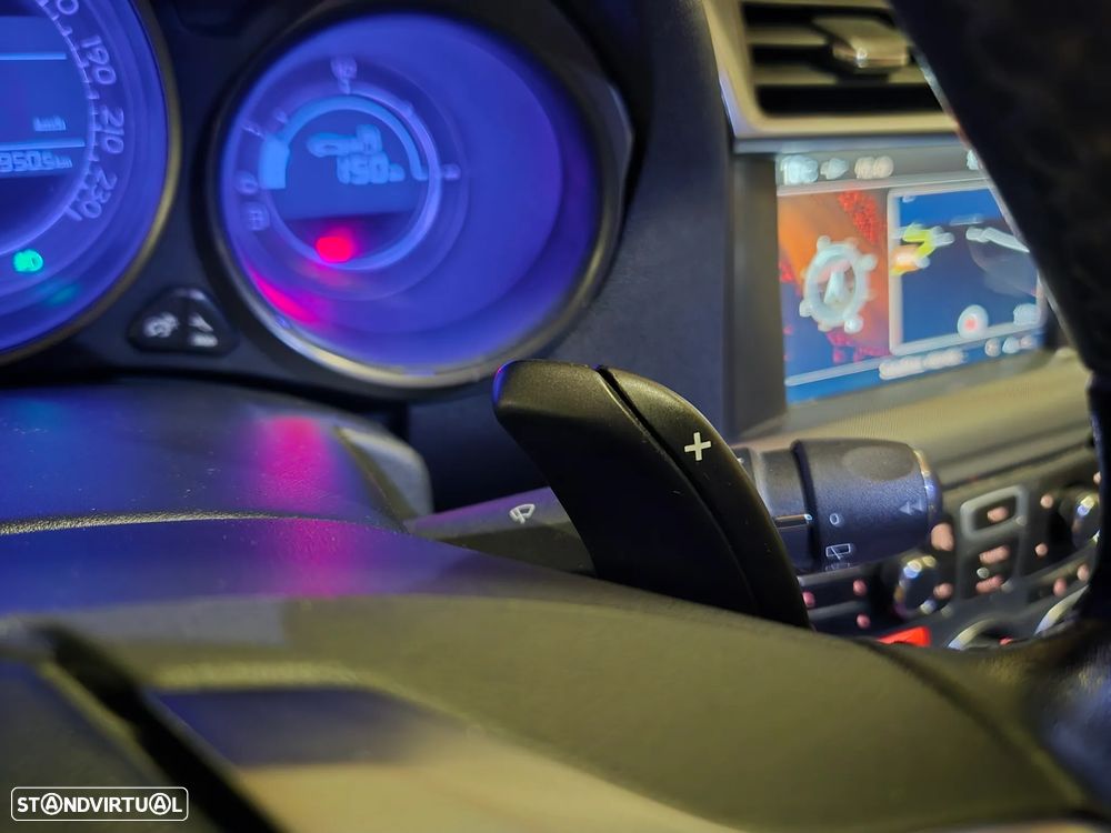 Citroën C4 e-HDi 115 ETG6 Selection - 25