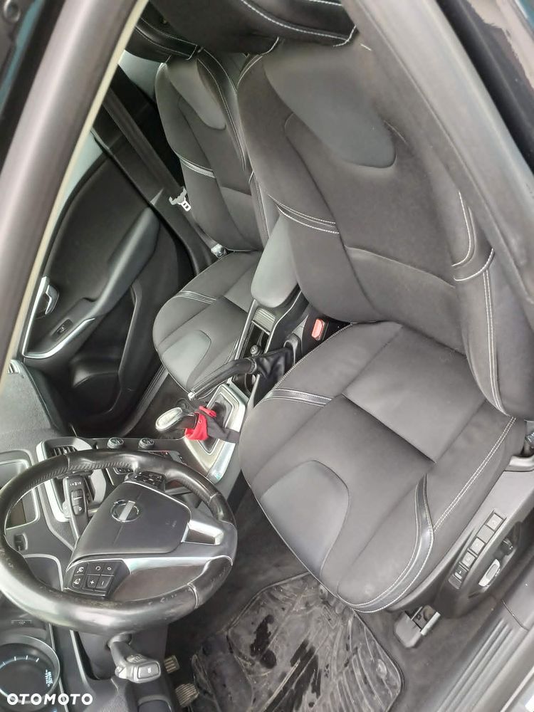 Volvo V40 D2 Kinetic - 8