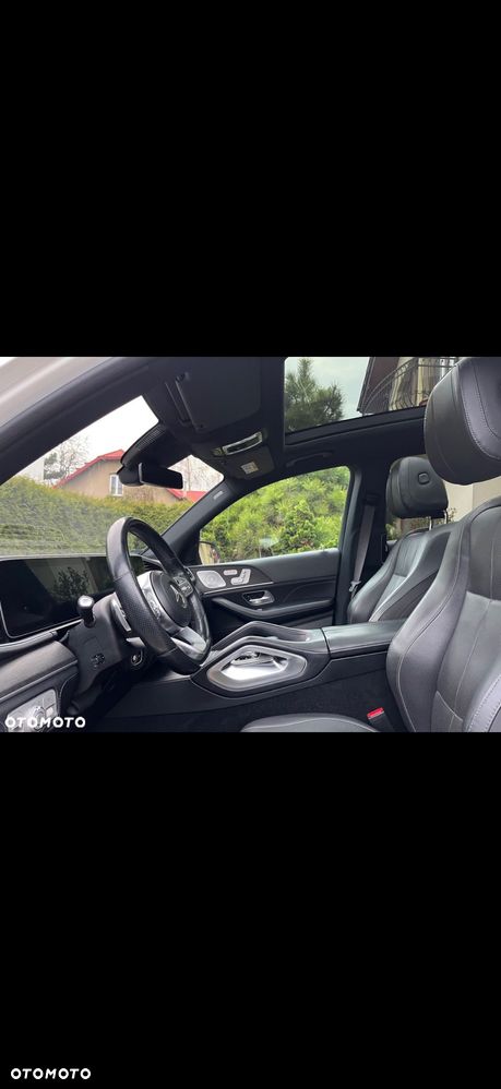 Mercedes-Benz GLS - 24