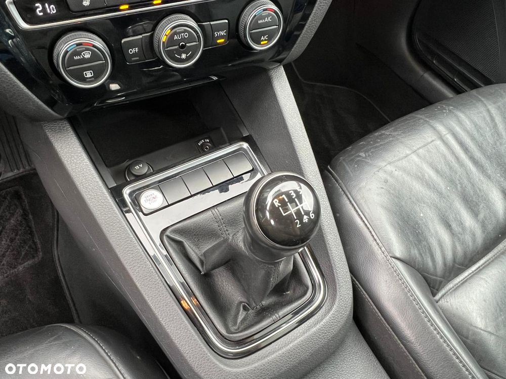 Volkswagen Jetta 2.0 TDI BlueMotion Technologie - 12