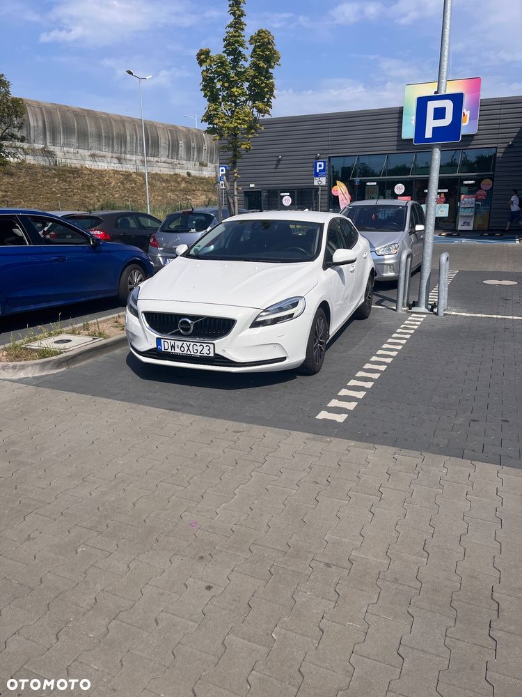 Volvo V40 T3 Drive-E Momentum - 15