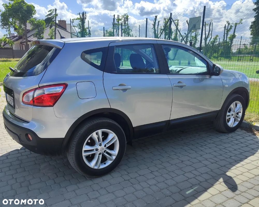 Nissan Qashqai - 4