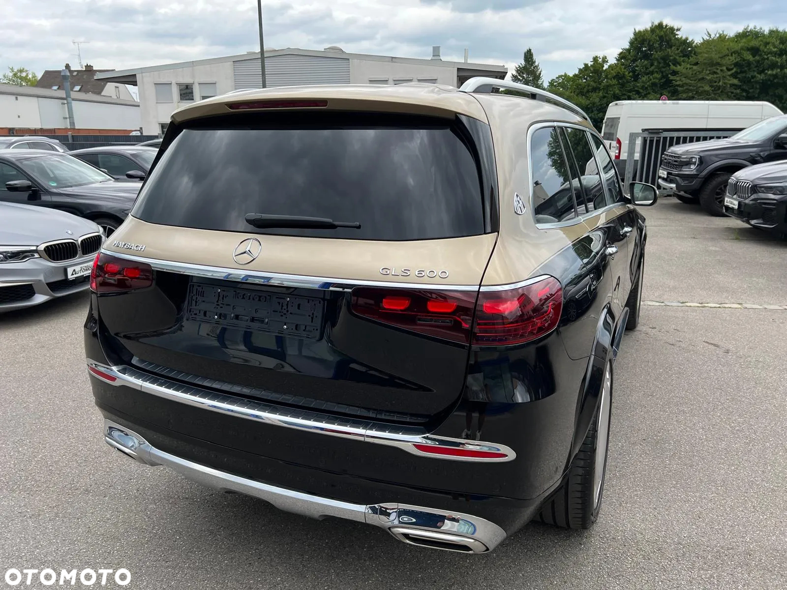 Mercedes-Benz GLS Maybach 600 4Matic 9G-TRONIC - 8