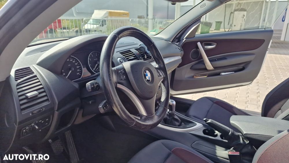 BMW Seria 1 118i - 9