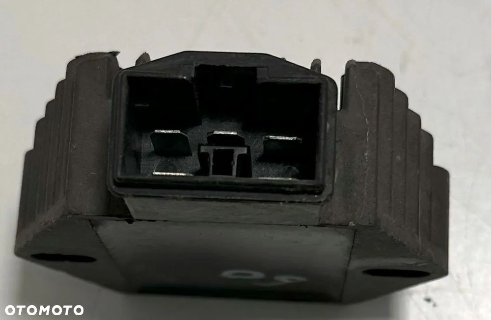 Honda CB 600F Hornet PC34 Regulator zapłonu - 3