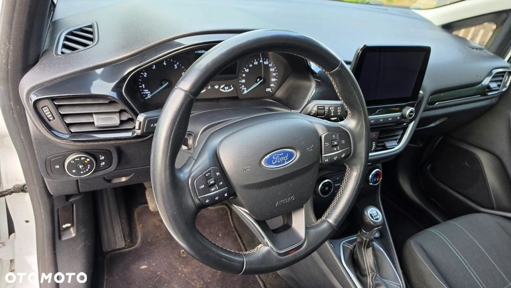 Ford Fiesta 1.1 S&S COOL&CONNECT - 15
