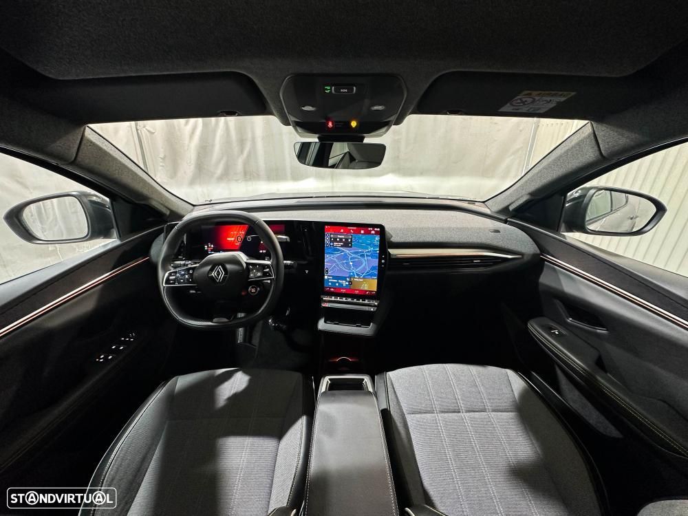 Renault Scénic E-Tech 220 Long Range Techno - 10