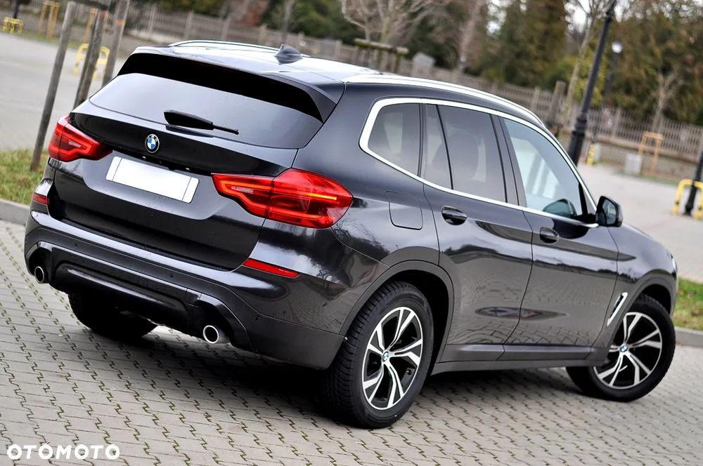 BMW X3 sDrive18d Business Edition - 6