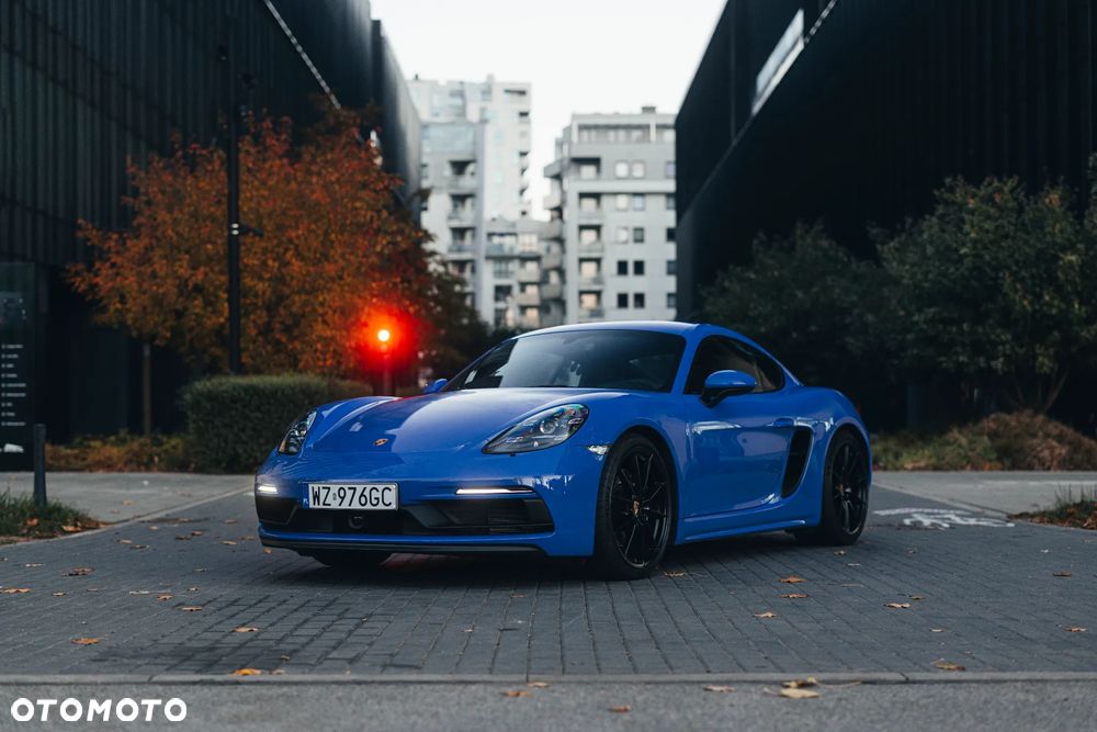 Porsche 718 Cayman