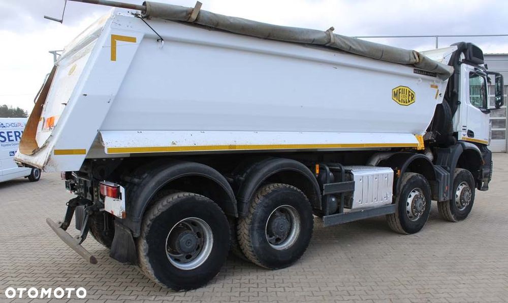 Mercedes-Benz Arocs 4245 8x8 - 13