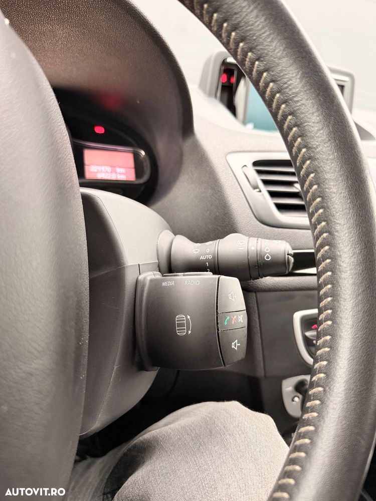 Renault Megane ENERGY dCi 110 Start & Stopp Bose Edition - 17