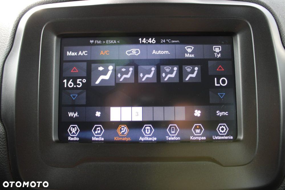 Jeep Renegade - 16