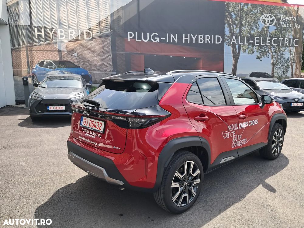 Toyota Yaris Cross 1.5 VVT-i HSD 4x2 Exclusive Adventure - 10