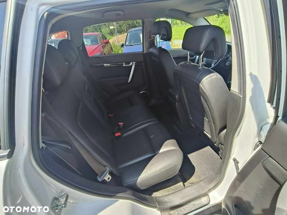 Chevrolet Captiva - 21