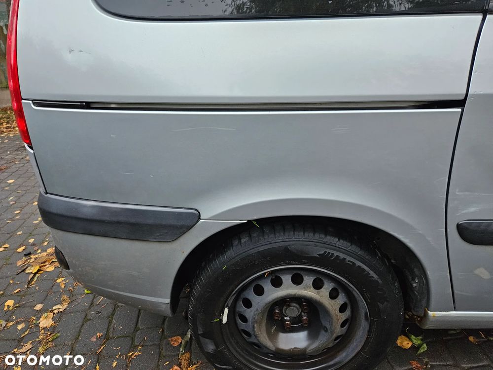 Peugeot 807 Citroen C8 blotnik tyl prawy  EYL EZRC - 2