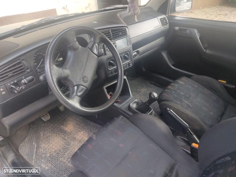 VW Golf 1.9 TDi GT - 4