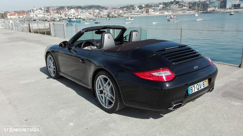 Porsche 911 Série F - 12